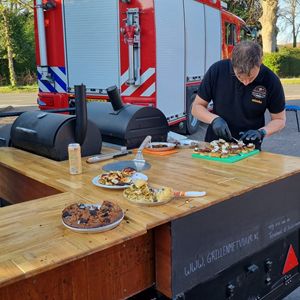 BBQ Kar voor catering / evenementen BBQ Kar voor catering / evenementen
